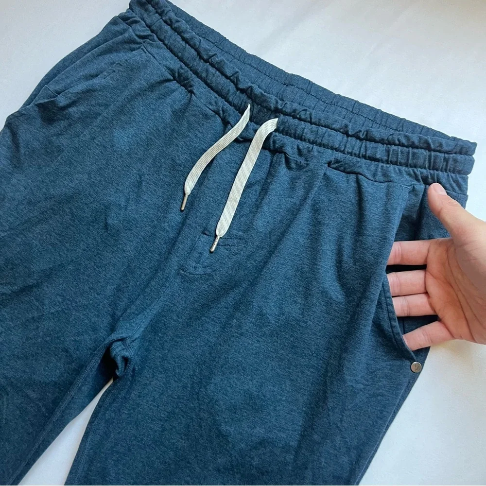 VUORI teal blue‎ knit athletic patch drawstring elastic waist sweat pants
